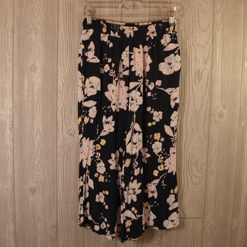 Billabong Navy Floral Gaucho Pants Medium M